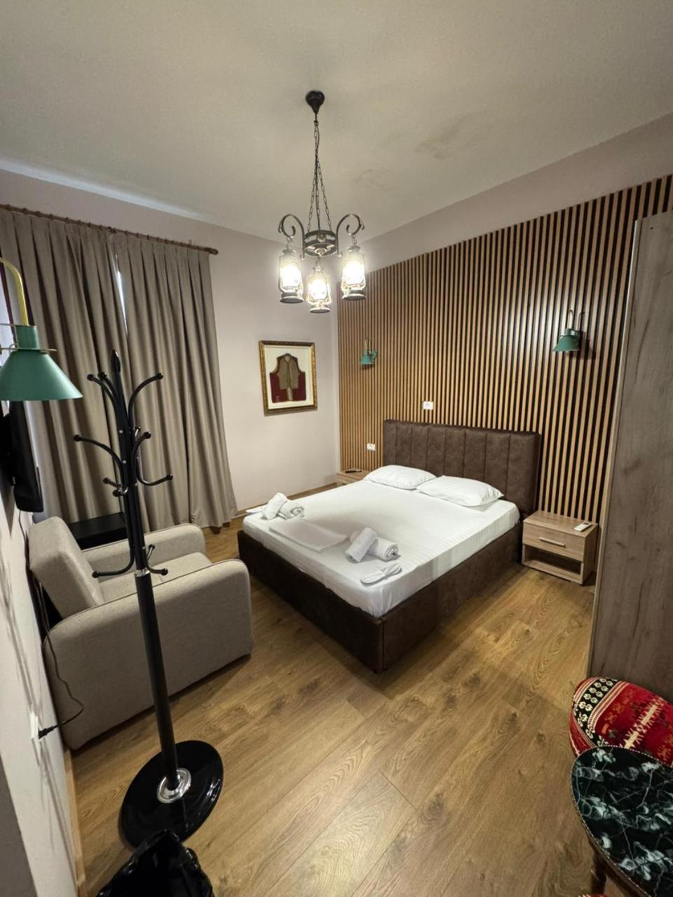 Oda Garden Boutique Hotel Tirana Bagian luar foto